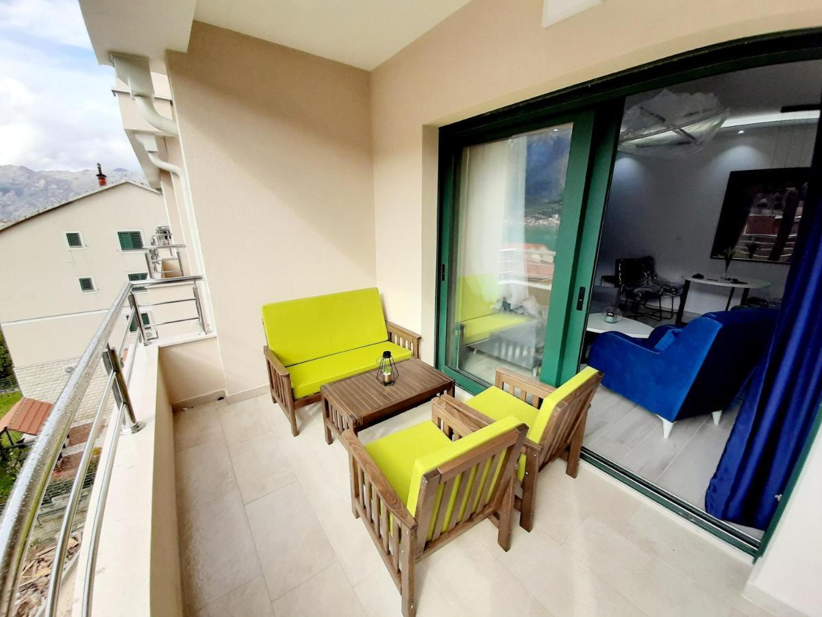 Maritimo Di Cattaro****Lux Apartment With Garage Екстер'єр фото
