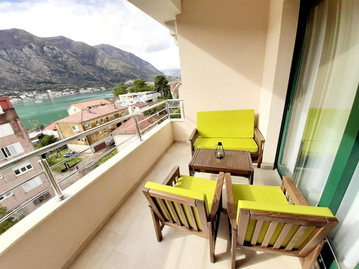 Maritimo Di Cattaro****Lux Apartment With Garage Екстер'єр фото