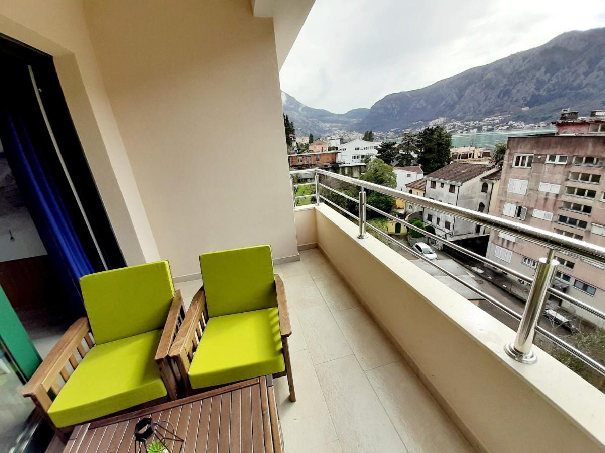 Maritimo Di Cattaro****Lux Apartment With Garage Екстер'єр фото