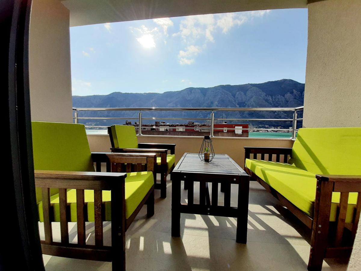 Maritimo Di Cattaro****Lux Apartment With Garage Екстер'єр фото